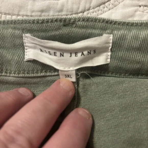 High Rise Green Jeans - Picture 4 of 10